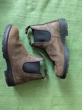 Blundstones US 9.5/ AU 6.5 Women's Classics Chelsea Boots - Antique Brown